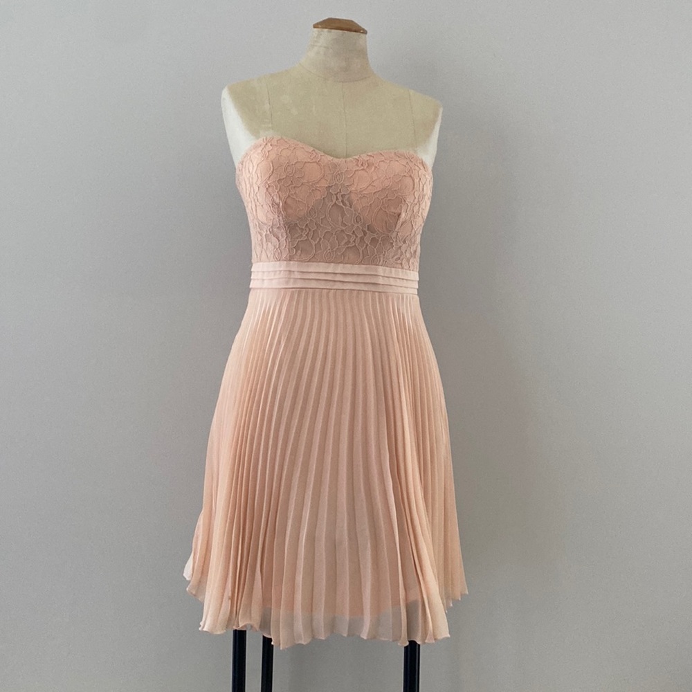 Elise Ryan pink strapless mini dress. Size UK 12